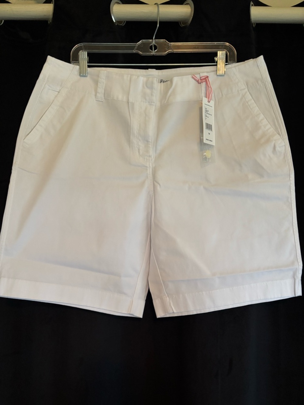 Vineyard Vines Women's White Bermuda Shorts